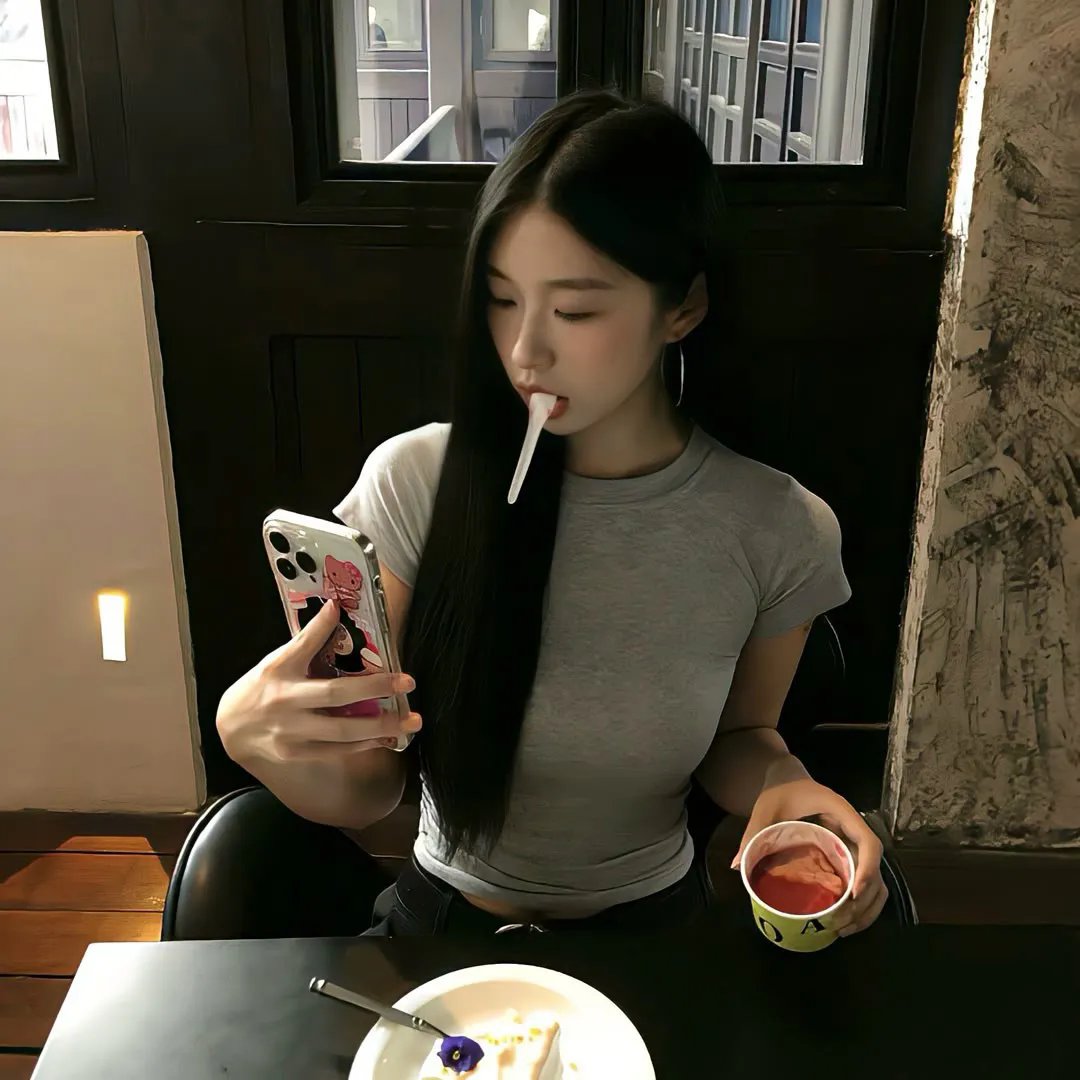 戏子们：传闻操纵团